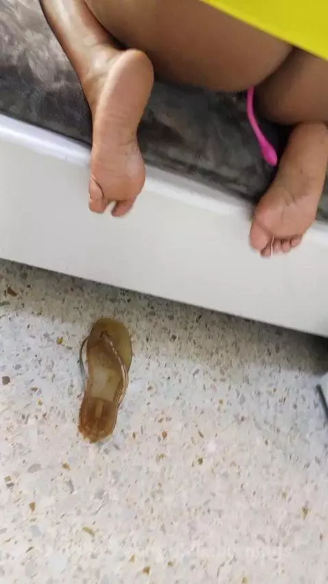 join me room u can lick me feet!! by oliviaburnings