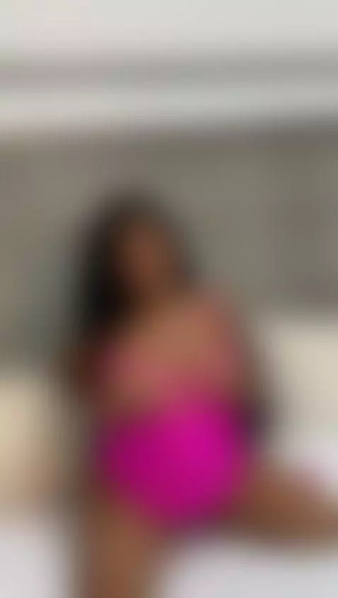 I think you want to see beyond my breasts 😏😋 by oliviaburnings