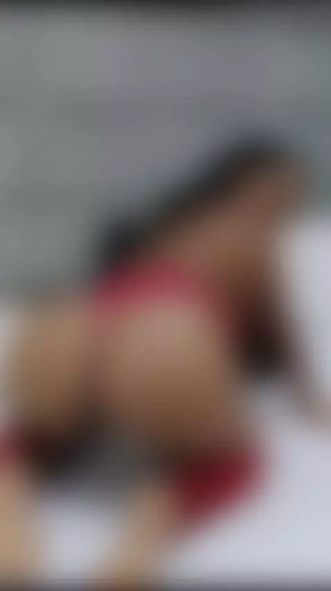 Give me a couple of spanks!! by oliviaburnings