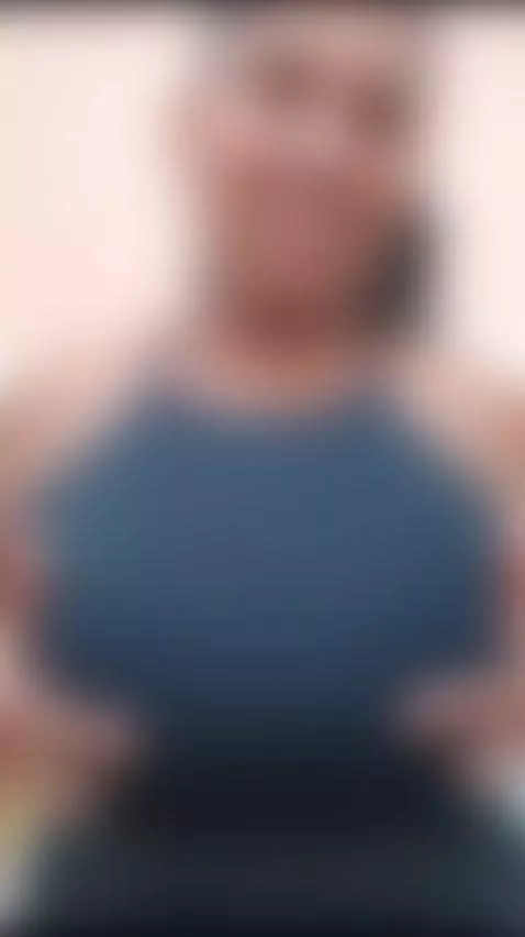 🤪 I want your face under my blouse by oliviaburnings