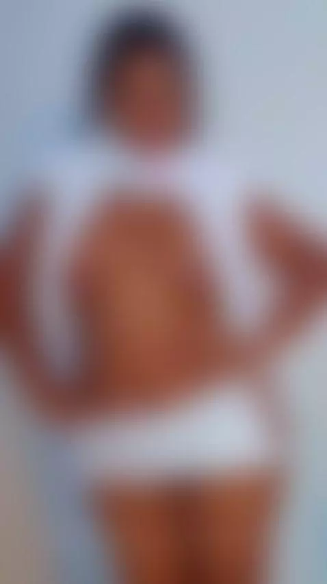 COME TO PLAY WITH MY HAIRY PUSSY 🦪✨
https://chaturbate.com/b... by oliviaburnings