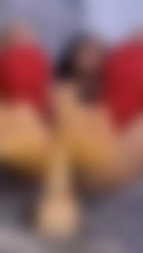 Come here and enjoy the best footjob! 🤤🤍💋
https://es.stripch... by oliviaburnings