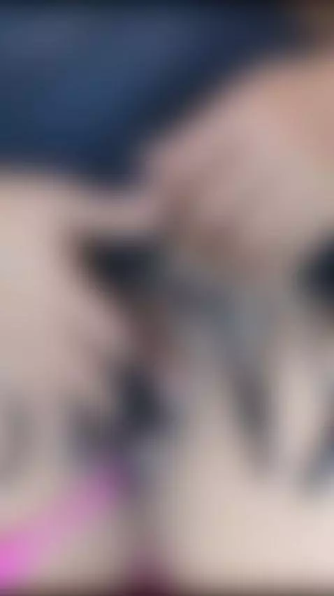 Hairy milf pussy 
https://es.stripchat.com/OliviaBurning by oliviaburnings