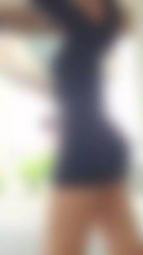 play with me in public? by evelynn22