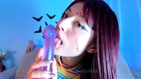 Come here and lets play, I promise you will scream with plea... by emilywithe