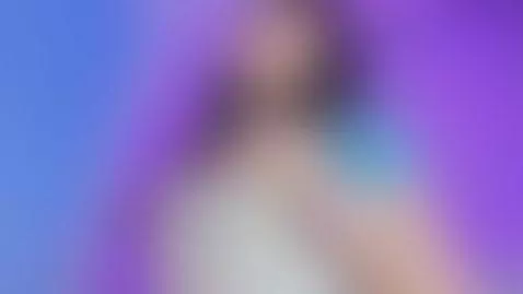 innocent face and a naughty body to enjoy 💜 by emilywithe