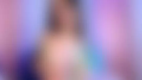 I want to feel your cum dripping down my tits 💦 by emilywithe