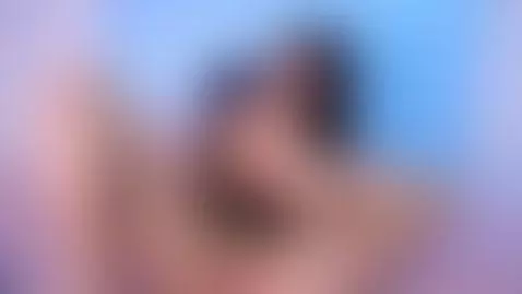 Come suck these feet, I know you want them on your cock 🔥 by emilywithe