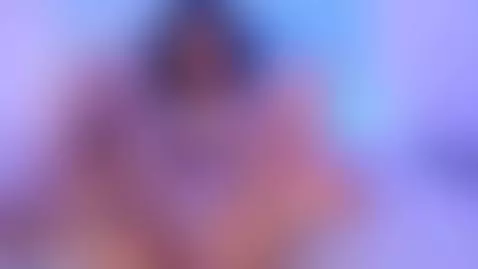 I want to masturbate your cock with my feet💦 by emilywithe