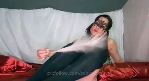 Sexy Dance & Blowjob by robvalxxx