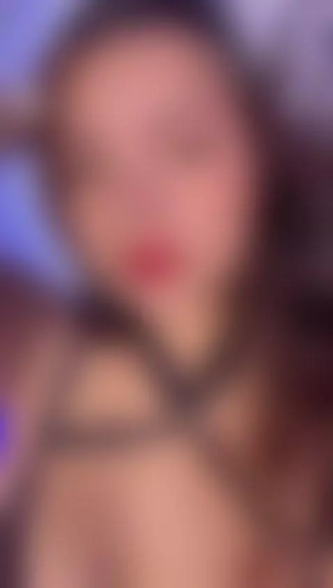 Come on baby, rip off my panties 😋 by andrea-vega