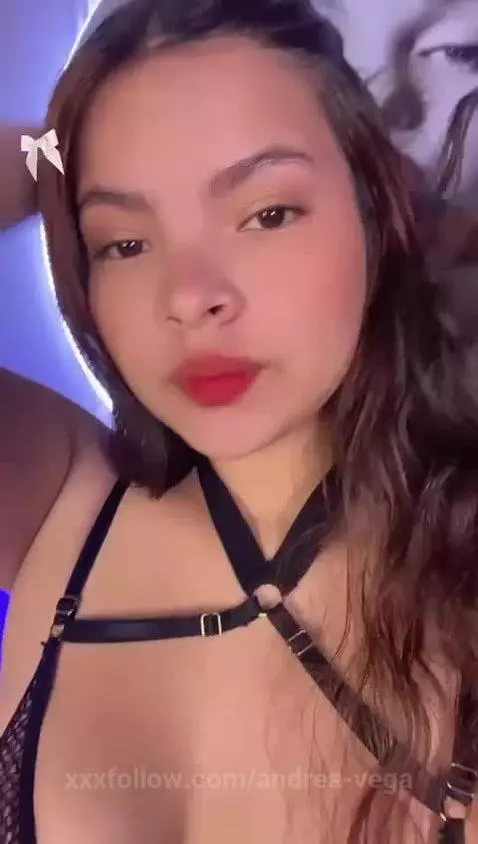 Come on baby, rip off my panties 😋 by andrea-vega