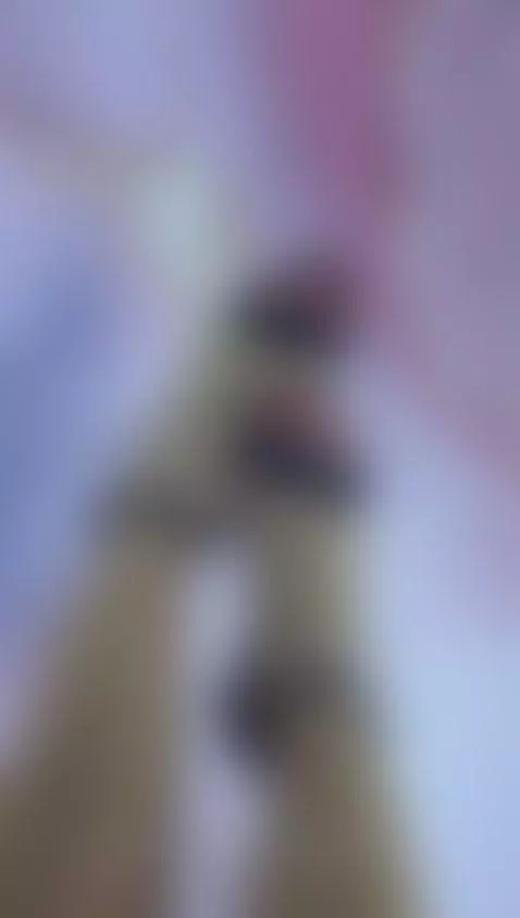 Do u like my feet with red nails? by andrea-vega