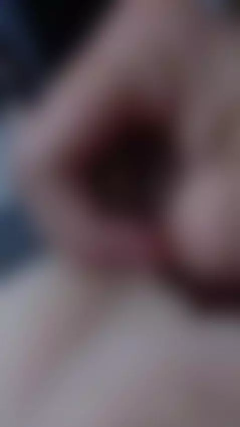 Hace falta uan chica que me la chupe.. by casla31