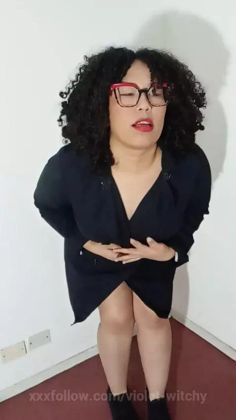 you like what you see ? by violet-witchy