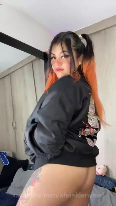 I look so badass with this jacket lol, anyone who wants me o... by ahrielderwood