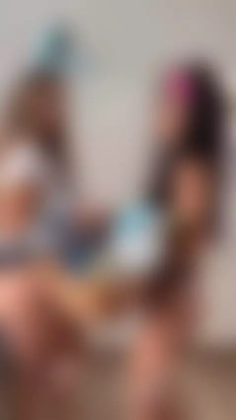 Bunnies 🐰🐰 by devilsolfe