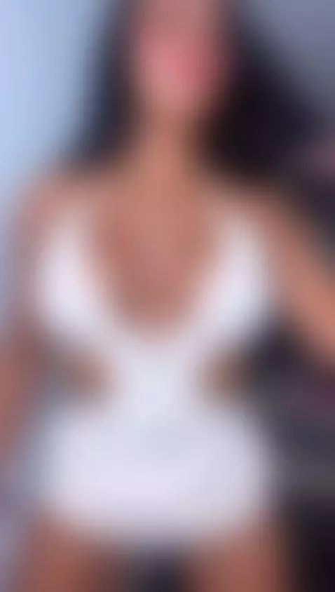 Lest boucing with me by isabella-duarte