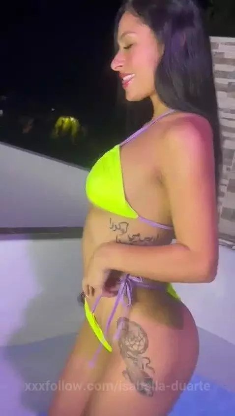 hey, heyy by isabella-duarte