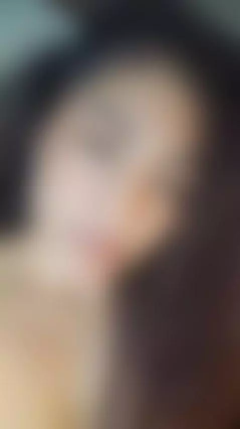 KISS TO EVERYONE by cocoqueenn