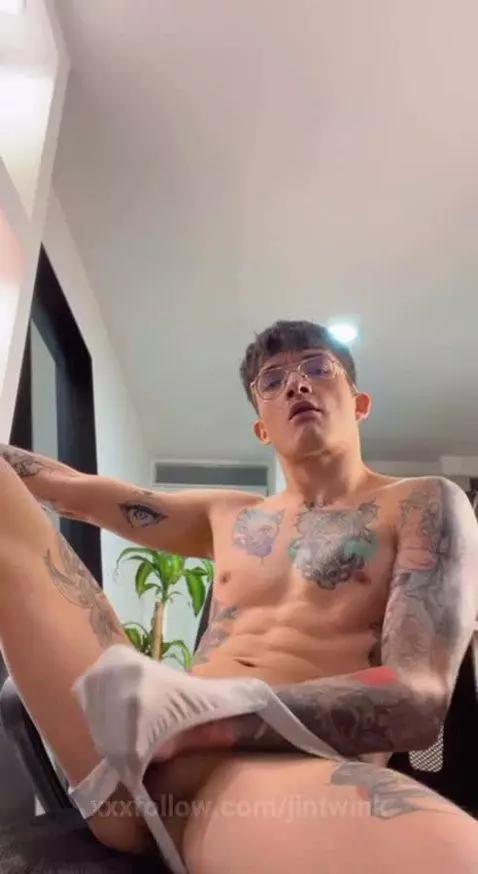 I'm back, heh

want more of me, join r/jintwinkerfans 💕 by jintwink