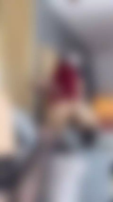 MMMM...Hot...Hot !!!! ven aqui. by scarleett-jones