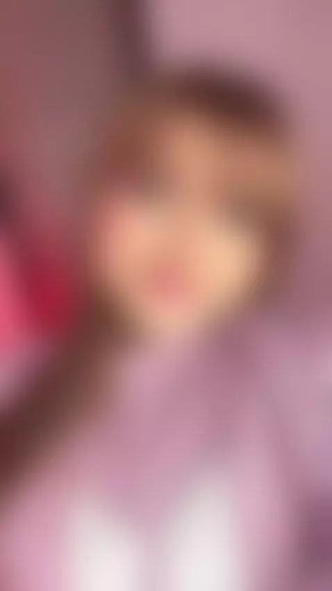 Between anime fantasy and pink energy, this curvy cosplayer ... by mai-higurashi