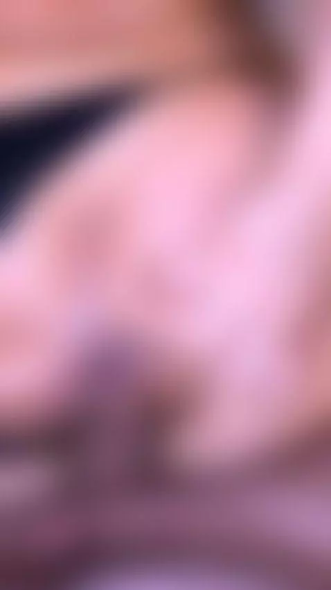 I love having my pussy burst by lunaydemian