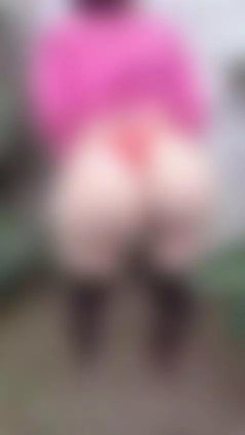 I love moving my ass from one side to the other baby by alicehotbooty