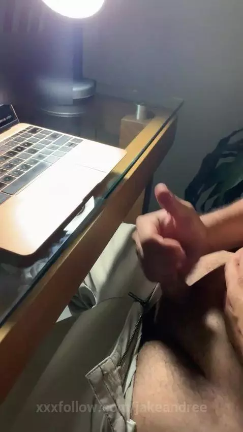 I can do a great job, do you want? 🍆😈 by jakeandree