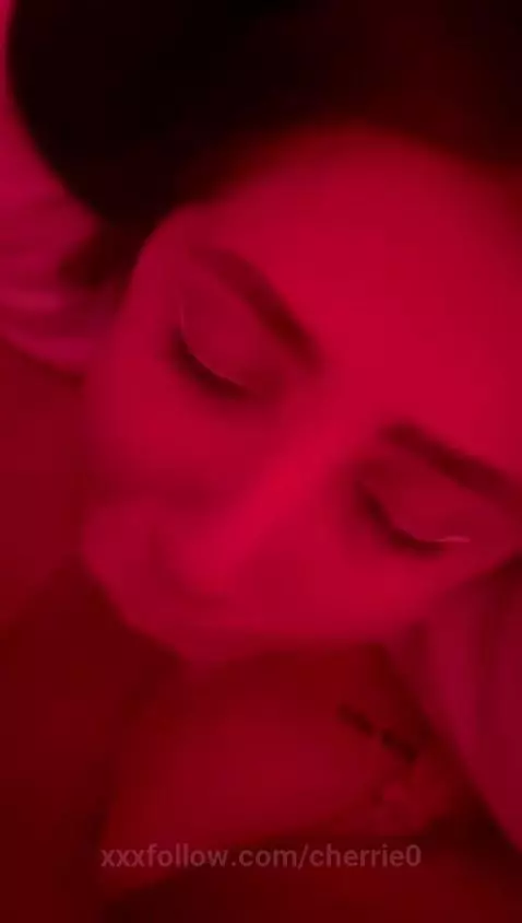 girl sucking by cherrie0