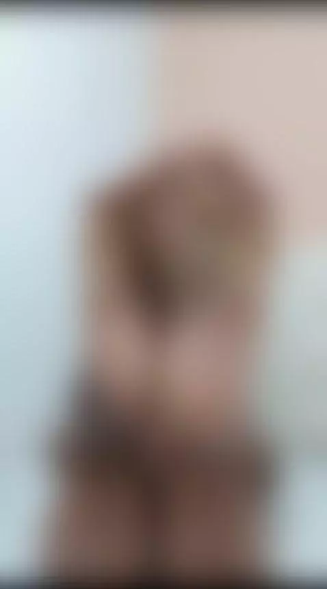 FOOTJOB by olivia-burning