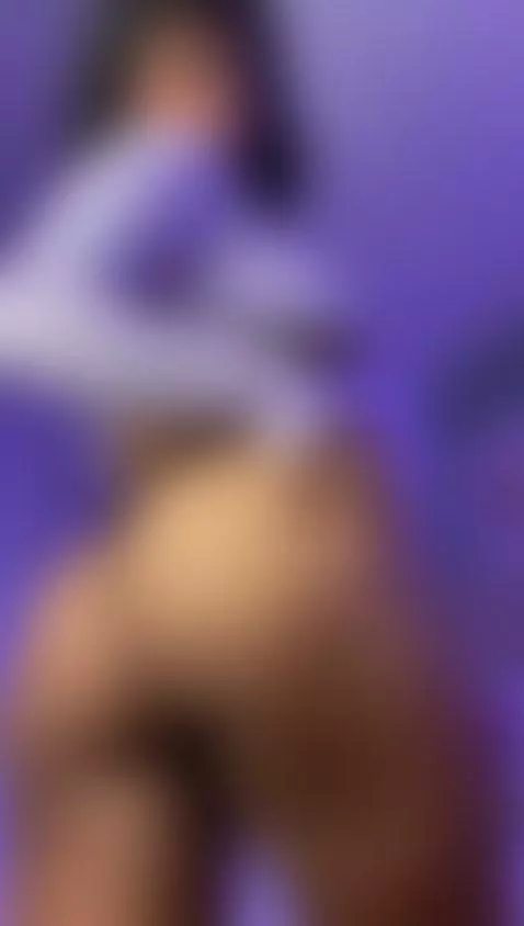 you should play with this nice ass, today show of twerk ♥ by aliarodriguez