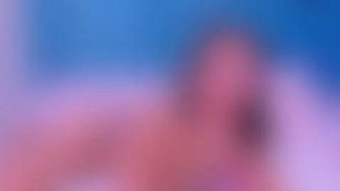 enjoy my hot body by sofiiamiiller