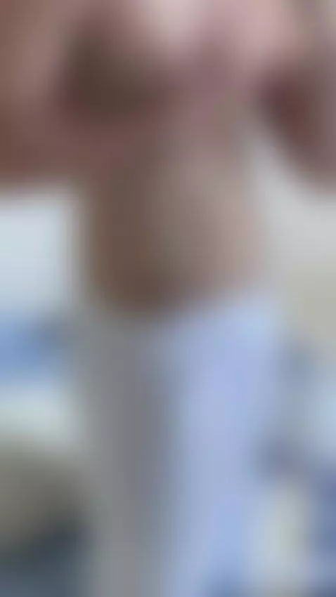 i want someone to lick me by chicoinhibido