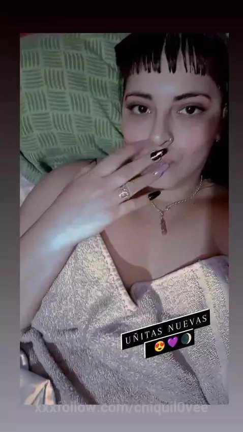 they would look great holding your cock 😈💦🥵 by chiquil0vee