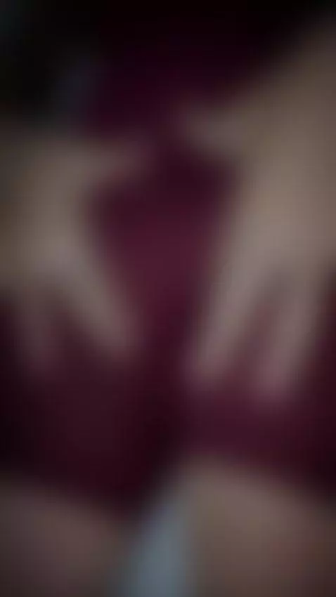 Do you like yoga pants? My pussy looks really big and heavy,... by karamelovzla