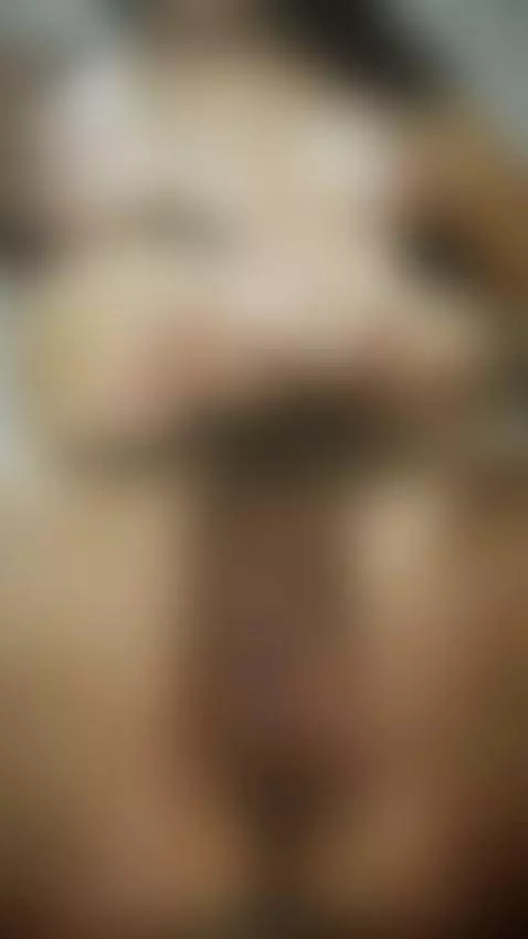 Estoy enamorada de Mi coño , cuando lo tengo peludo mis nive... by karamelovzla