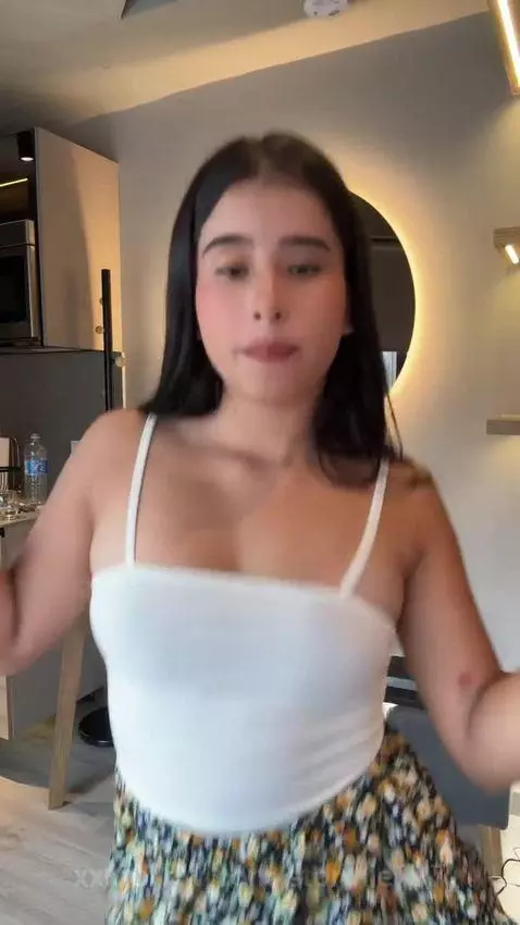 Do you like how they bounce? 😜😜 by stormie777