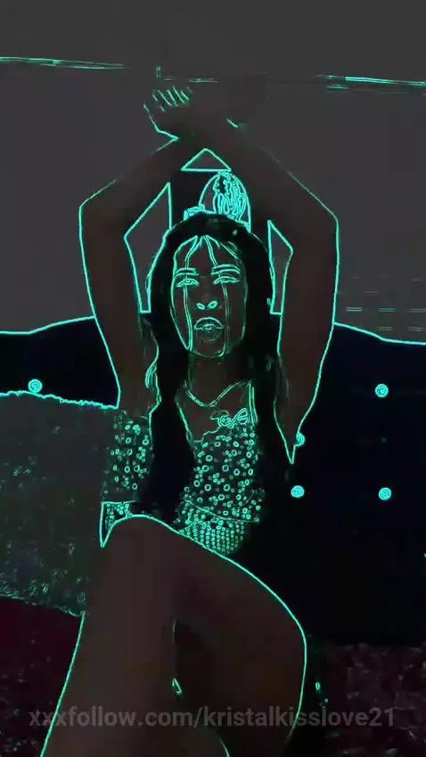 slide your hands over my body by kristalkisslove21