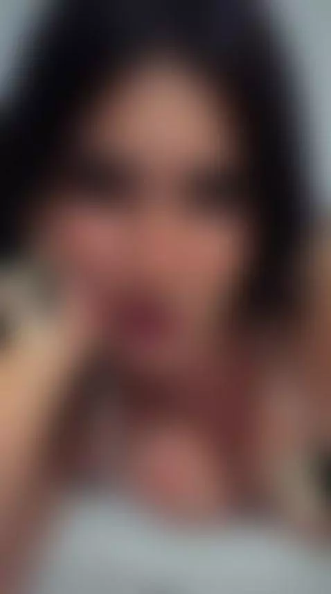 Latina vibes, next time you'll hear me near to your ears by seleneeevanss