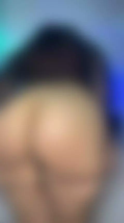 Pull my thong down papasito and eat my phat ass 🖤💦 by seleneeevanss