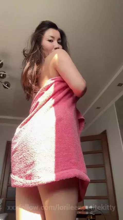 more of my content on Fansly 👇 by lorileenpetitekitty