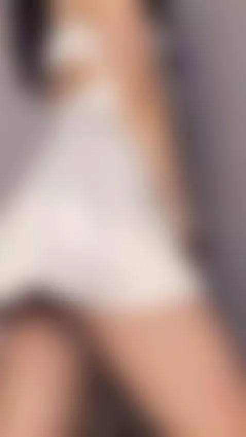 🤍Hot brunette ready for our date🤍 by lorileenpetitekitty