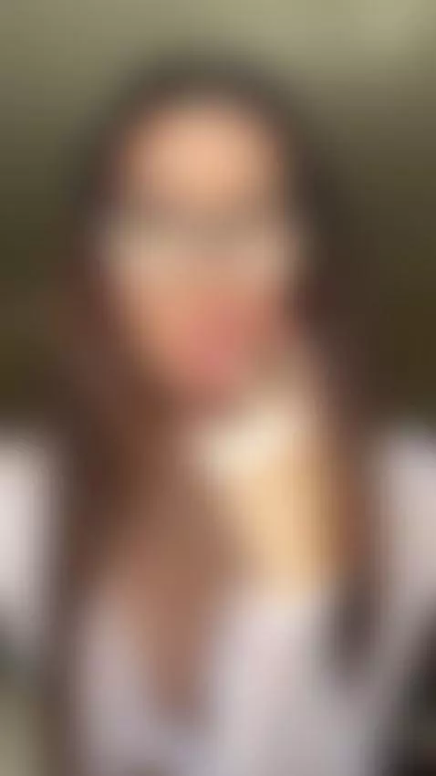 Shy but horny by lorileenpetitekitty