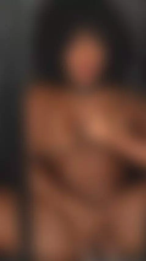 I will love being your submissive by aitanabrown