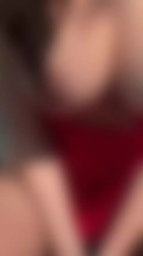 I wonder how would it feel to get a tits-pie by iamcandyrose