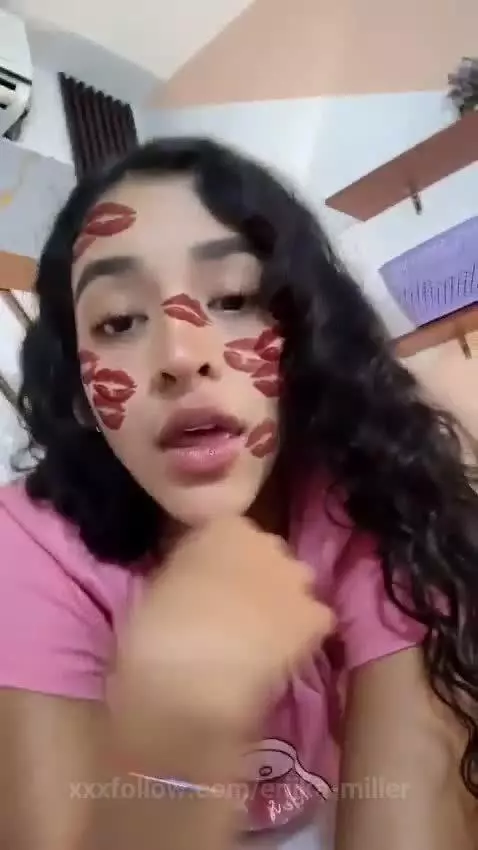 Do you wanna play truth or dare? 💘 by eriika-miller