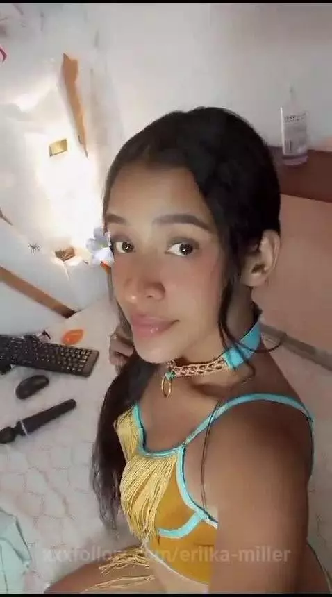 Do you want to teach me to use my new dildo, daddy? 🥰🥵🍑 by eriika-miller