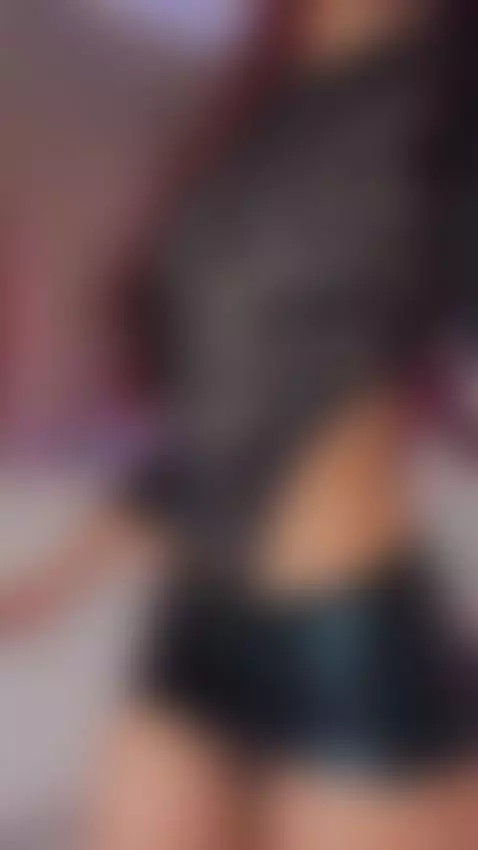 Mmm, my pussy is really hot. Do you want to touch it? by anniiee-smith